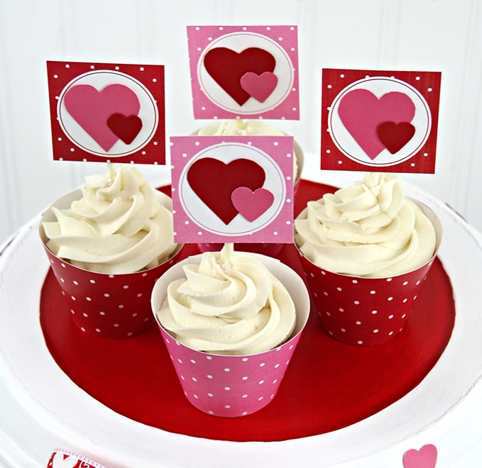 Stripes & Dots printable party kits for Valentine parties.