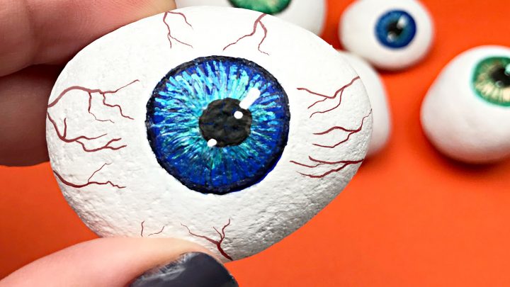 Make Halloween Painted Rock Eyeball Decorations with Pens Carla